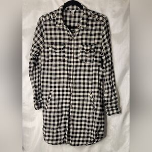 Forever 21 button down long shirt